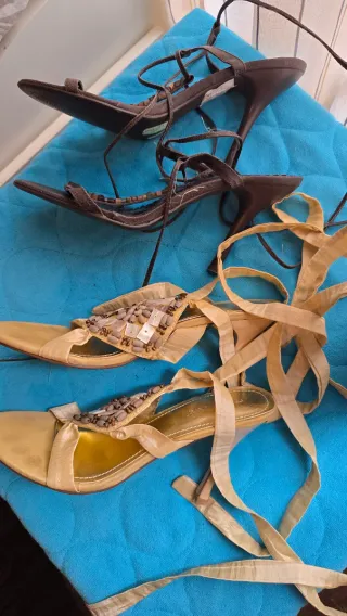 Lote 2 Sandalias Mary Paz Talla 37