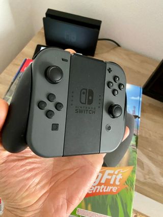 Nintendo Switch + Ring Fit Adventure (nuovo)