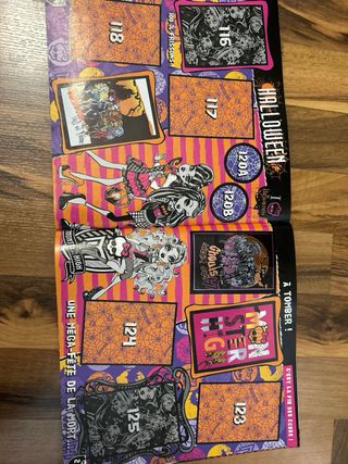 Álbum Cromos Monster High Panini con algunos cromo