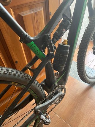 Bicicleta de montaña cuadro carbono