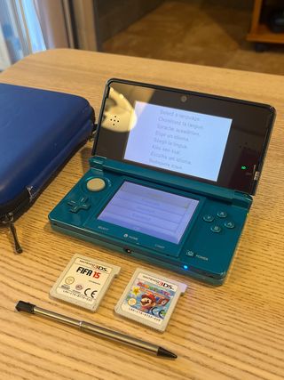 Nintendo 3DS + JUEGOS + FUNDA + LÁPIZ + CARGADOR