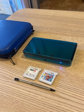 Nintendo 3DS + JUEGOS + FUNDA + LÁPIZ + CARGADOR