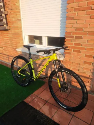 Bicicleta Scott Scale M 2023