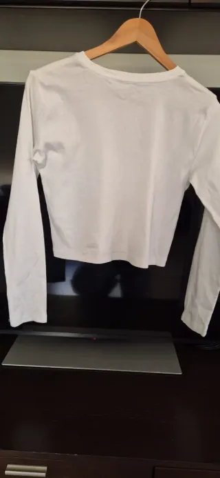 Camiseta top  manga larga Bershka blanca mujer