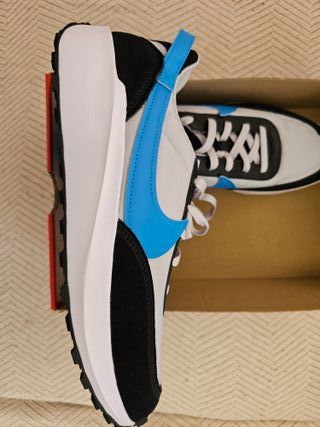 Nike Waffle Debut v8 Azul y Blanco