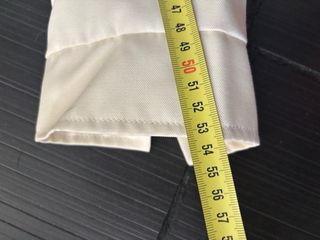 Chaqueta beige clásica