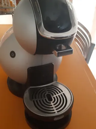 Cafetera Dolce Gusto