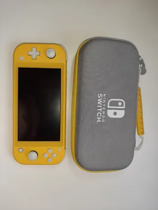 Nintendo Switch Lite Giallo