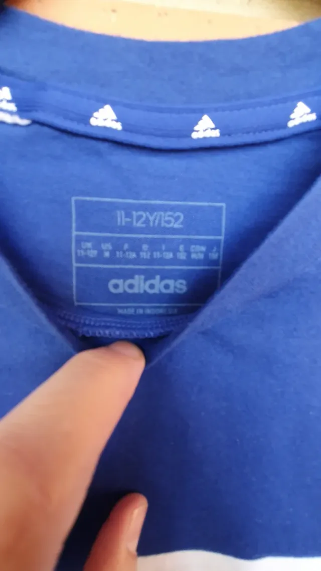 Camiseta Adidas Talla 12 + Pantalón Regalo