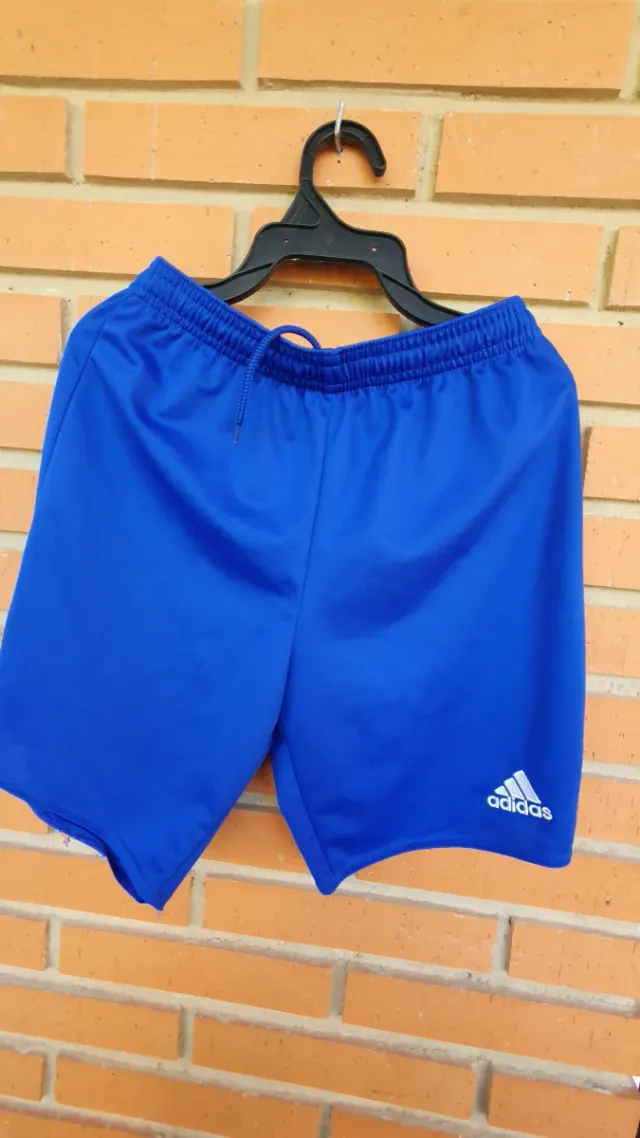 Camiseta Adidas Talla 12 + Pantalón Regalo