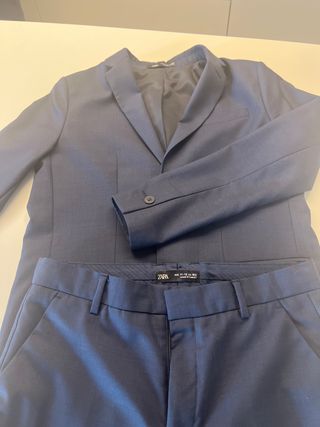 Traje infantil azul marino Zara