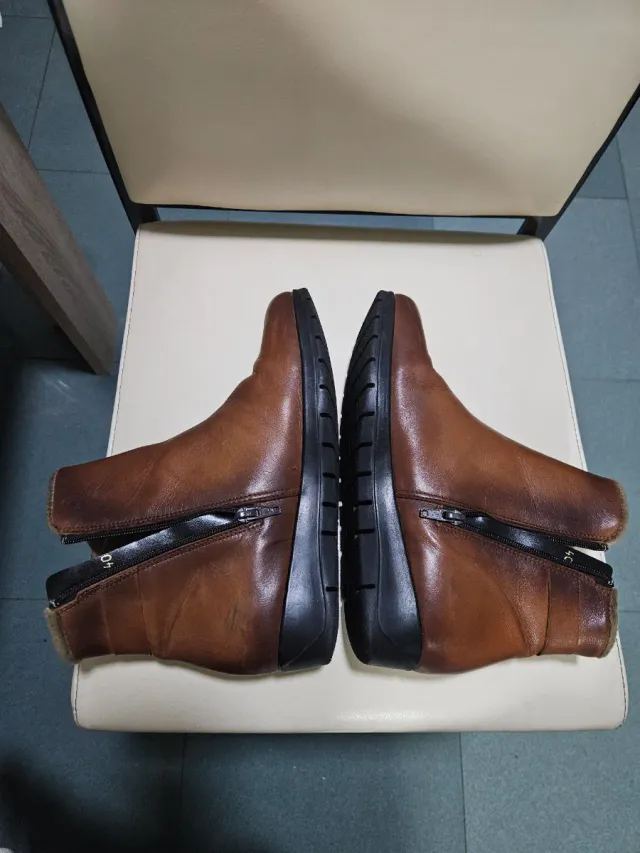 Botines de piel talla 40