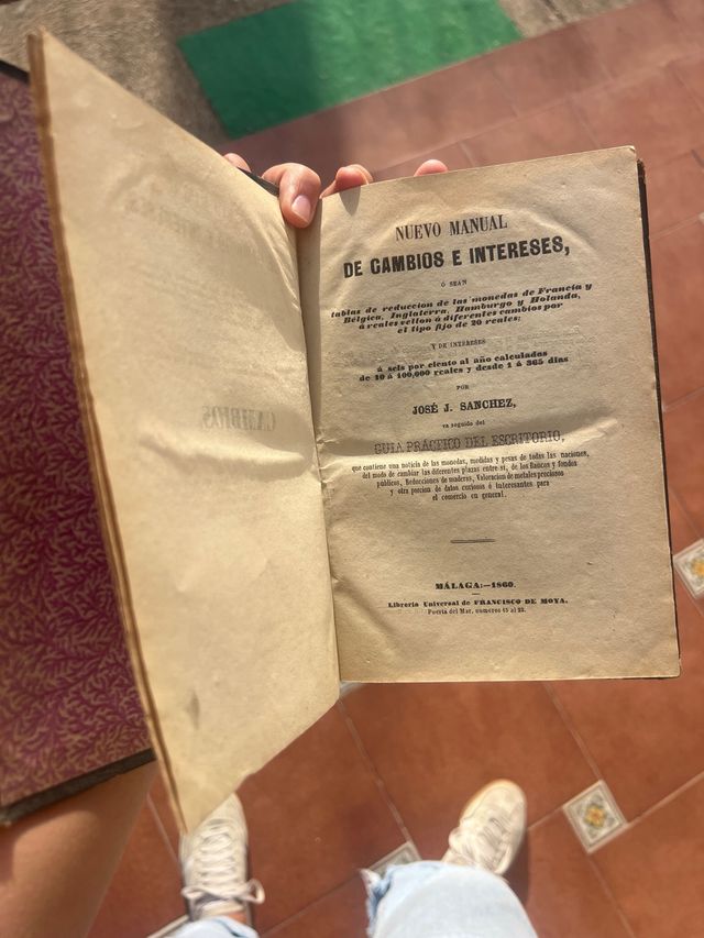 Libro antiguo Cambios J. Sánchez