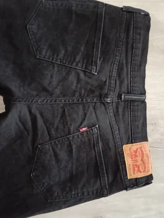 Pantalón Levis 502 Negro Talla M