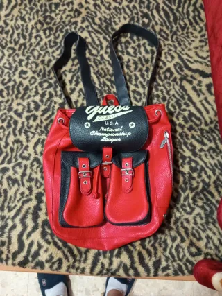Bolso Guess Mujer Rojo y Negro Original