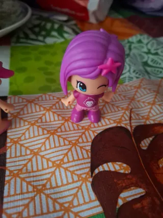 COLECCIÓN PIN y PON NUEVISIMAS. (CASITA DE REGALO)