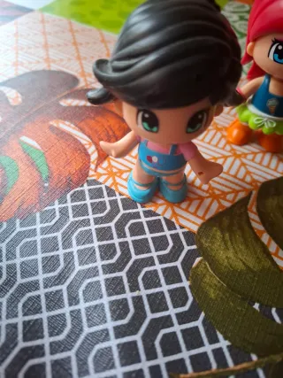 COLECCIÓN PIN y PON NUEVISIMAS. (CASITA DE REGALO)