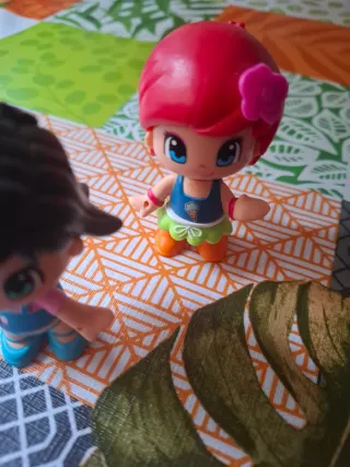 COLECCIÓN PIN y PON NUEVISIMAS. (CASITA DE REGALO)