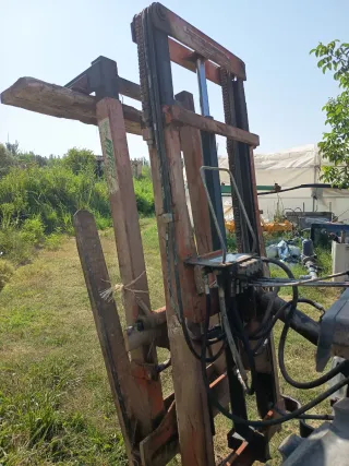 Cargador frontal para tractor