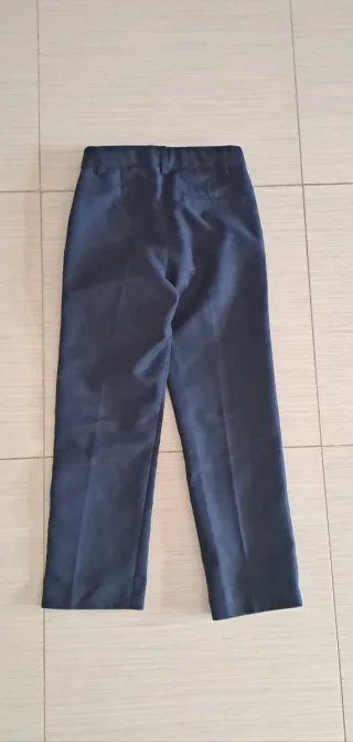 Pantalón uniforme escolar 6-7 años