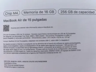 MacBook Air Apple