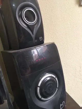 Altavoces negros