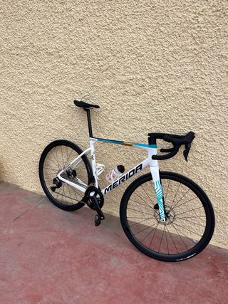 Bicicleta Mérida Scultura 6000