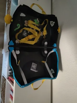 Maleta Trunki Pirata Negra y Roja