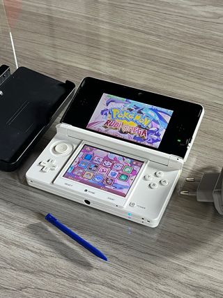 Nintendo 3DS Blanca + JUEGOS FULL PACK NUEVA