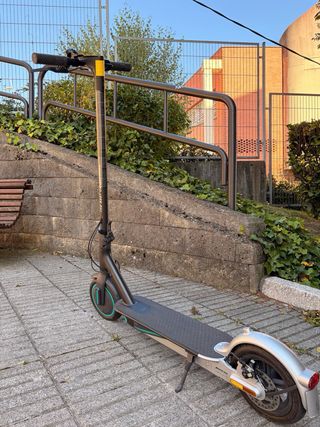 Patinete Eléctrico Xiaomi Mercedes-AMG