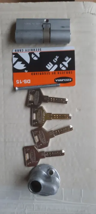 Cerradura Ezcurra DS15 + 4 llaves