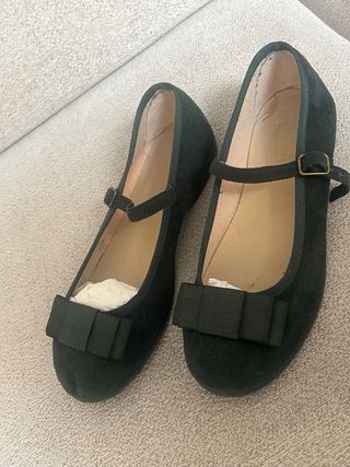 Lote Zapatos Niña Ante Granate y Verde