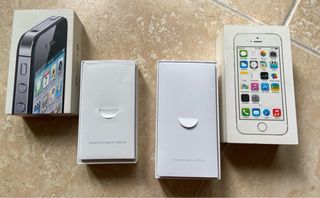 Cajas iPhone 4S y 5S (Negro y Blanco)