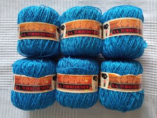 6 ovillos lana hilo azul oscuro