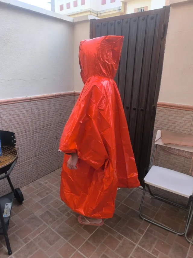 5 Ponchos da Emergenza Impermeabili