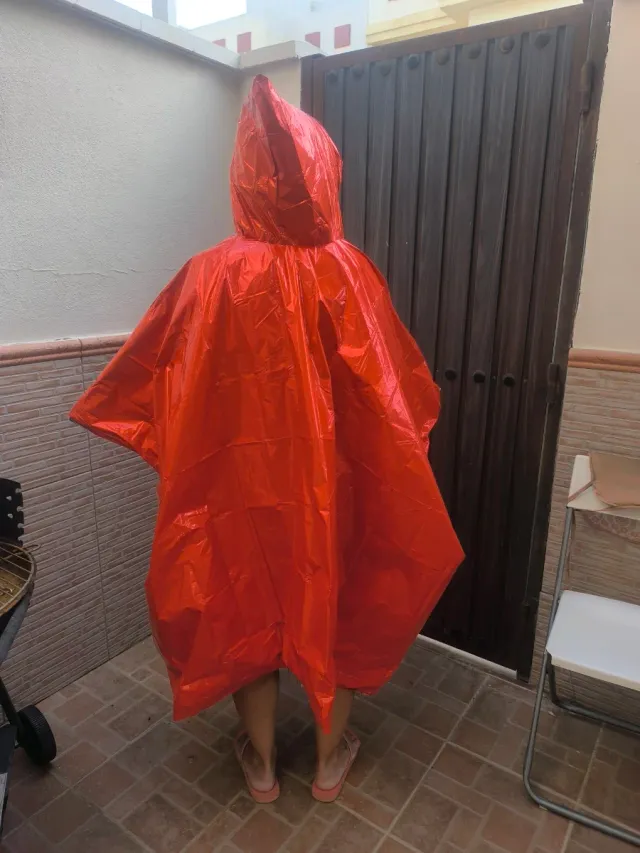 5 Ponchos da Emergenza Impermeabili