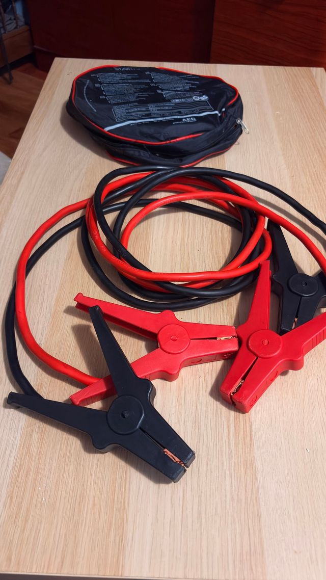 Pinzas para arrancar coche