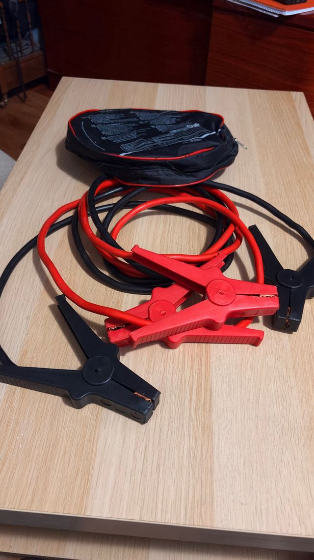 Pinzas para arrancar coche