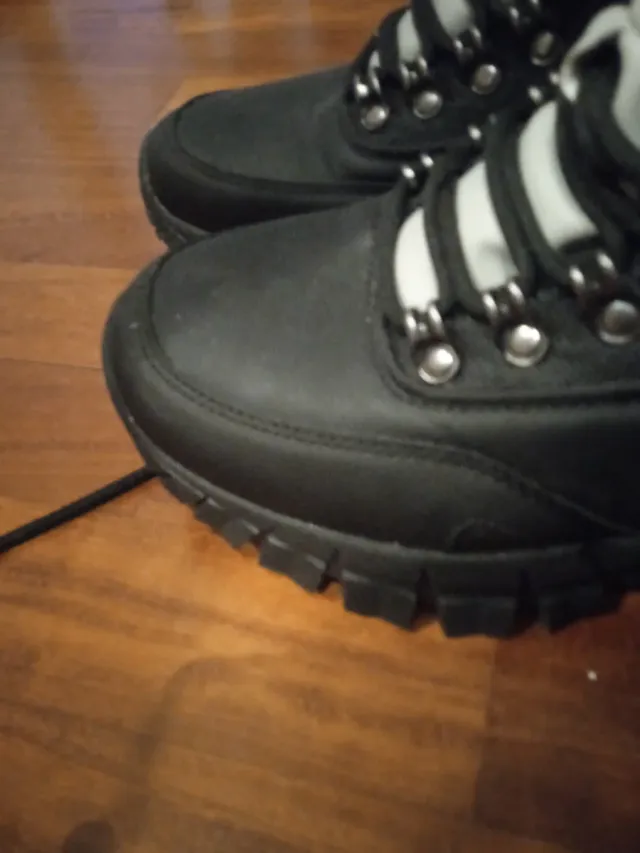 Botas Homem Pull&Bear 43