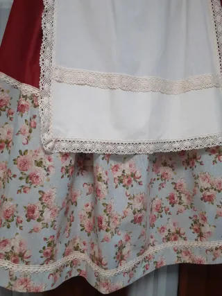 Zagalejo de huertana con delantal