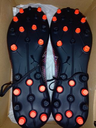 Botas Fútbol Puma Talla 42.5 Nuevas