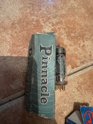 Lote Válvulas Radio Antiguas Nuevas Caja