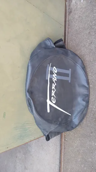 Funda de rueda repuesto Nissan Terrano II