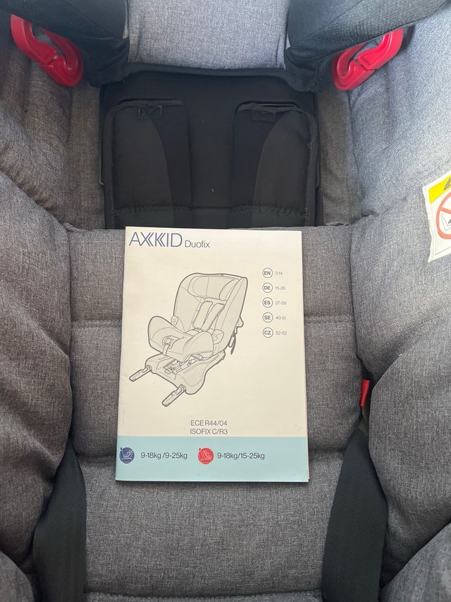 Silla coche Axxkid Duofix, de 9 kg a 25 kg. 