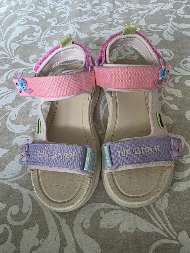Sandalias niña Zara Stitch