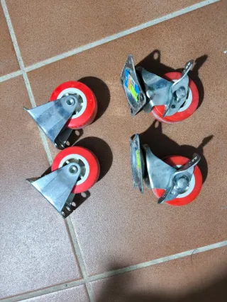 Ruedas para muebles (4 unidades)