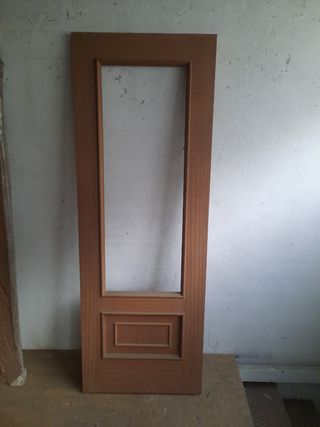 Puerta madera 72cm
