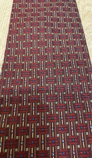 Corbata Hermès 100% Seda color Burdeos