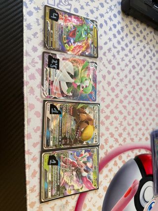Lote 4 Cartas Pokémon Rayquaza V, Gardevoir V, Gum