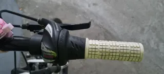 Bicicleta de montaña 24"
